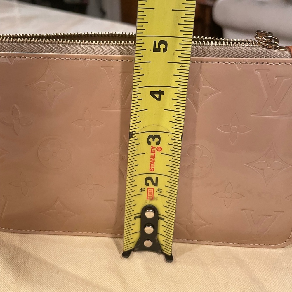 Louis Vuitton Vernis Lexington Patent Leather Bag - Picture 12 of 13